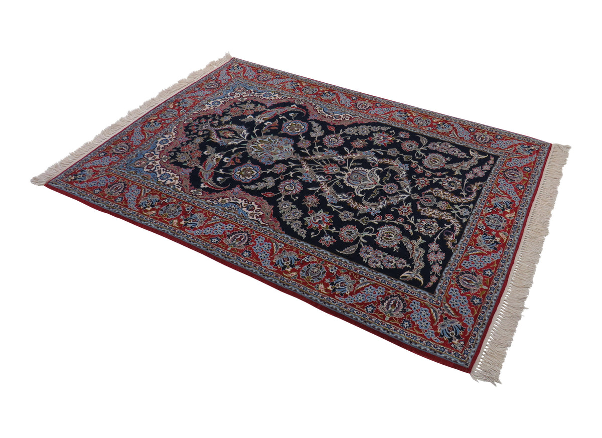 Isfahan 159 x 112 cm